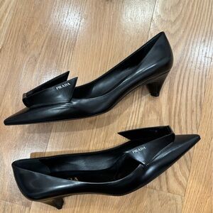 Prada Black Brushed Leather Pumps Heels Sz 37.5
